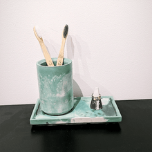 Load image into Gallery viewer, Concrete Casting Class (Passages Wine + Books) July 13th, Noon to 2:30pm