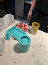 Load image into Gallery viewer, Concrete Casting Class (Node Plant Shop) May 26th