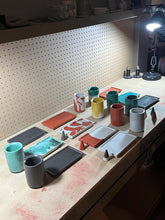 Load image into Gallery viewer, Concrete Casting Class (Lot'sa) May 10th