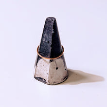 Load image into Gallery viewer, Ring Holder