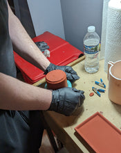 Load image into Gallery viewer, Concrete Casting Class (Node Plant Shop) May 26th