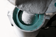 Load image into Gallery viewer, Concrete Casting Class (Node Plant Shop) May 26th